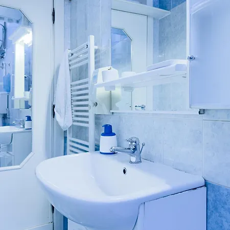 Vista Mar Piccolo 公寓